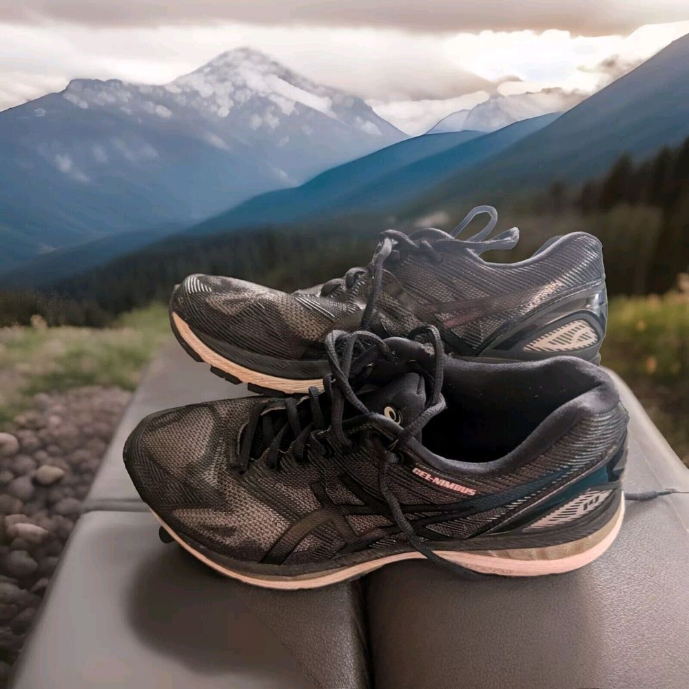 Asics Gel Nimbus 19 Athletic Women's Size 8.5 Running Shoes Black White‎ Silver